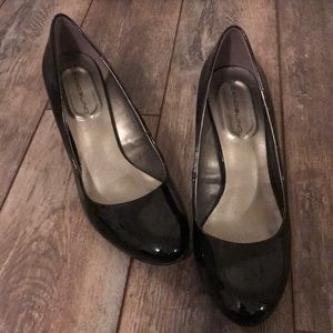 Black Pumps
